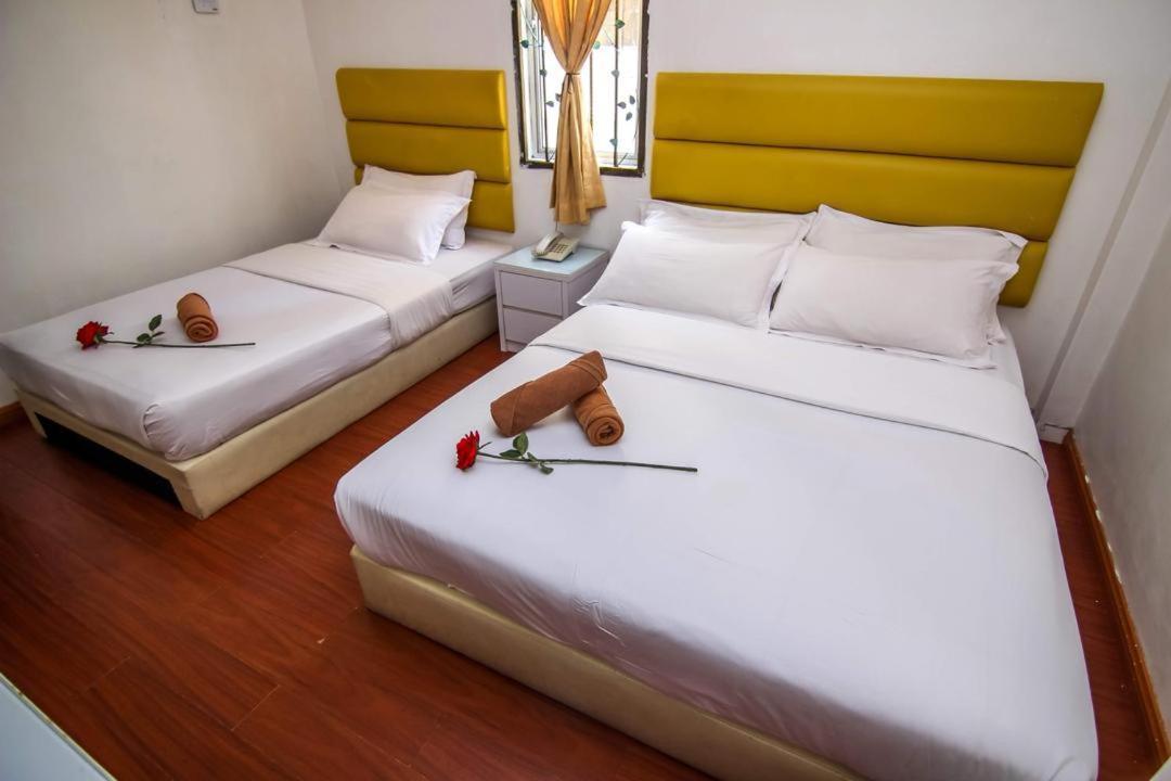 Rose Cottage Hotel Bandar Seri Alam Johor Bahru Exteriör bild